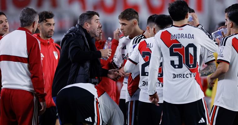 ¿Coudet sigue, se va o ya no estaba?