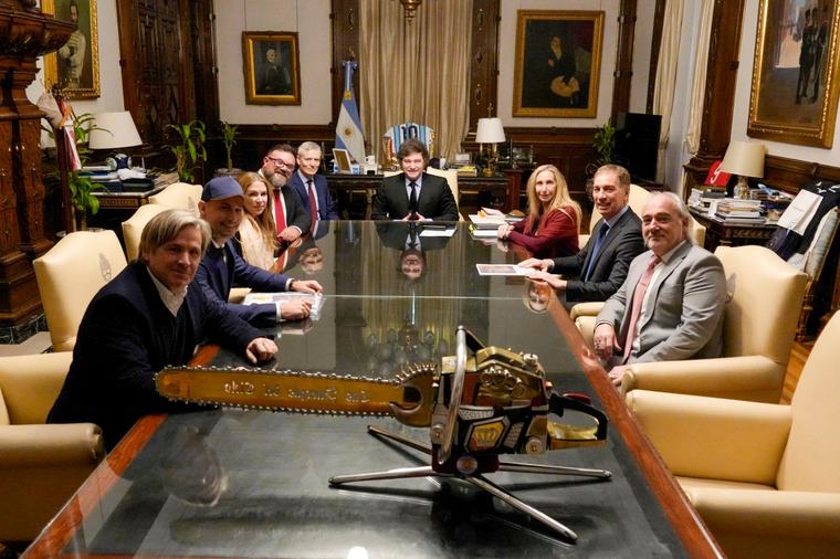 Milei encabezó la reunión de gabinete con la mira en la agenda legislativa y Malvinas