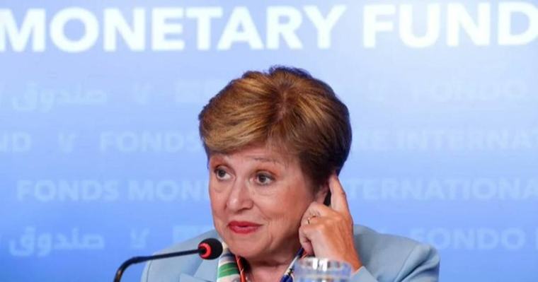 La economía global navega entre crisis y oportunidad