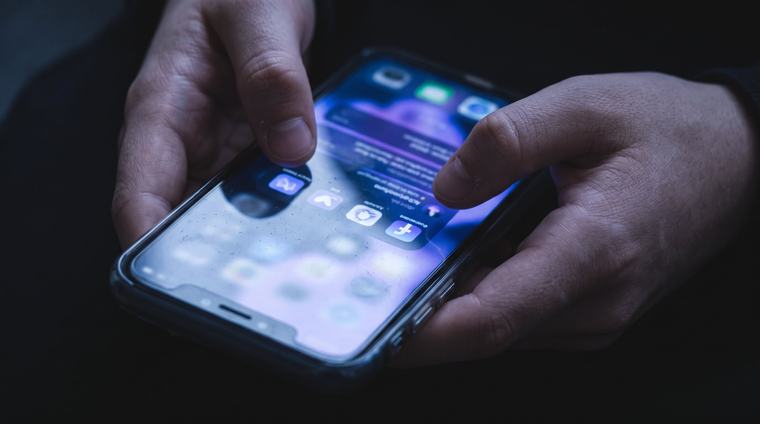 Estonia crea una comisión de expertos para frenar el daño de las redes sociales en la salud mental juvenil