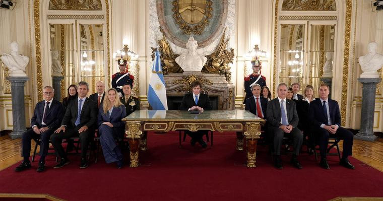 Con Malvinas como eje central, Milei reúne de nuevo a su Gabinete