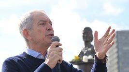 Malvinas y polémica El bloque libertario busca que el Concejo respalde los anuncios de Milei sobre Malvinas