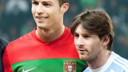 Los mensajes de Cristiano Ronaldo, Mbappé y Beckham por la despedida de Messi