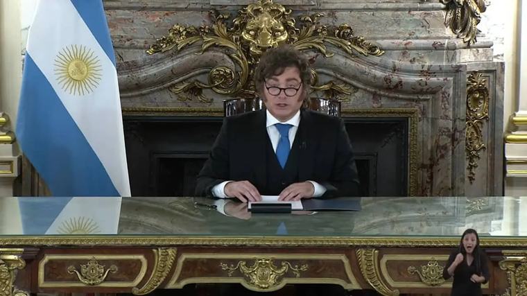 Milei confirmó que sancionará a 45 personas y empresas por explotar recursos en Malvinas