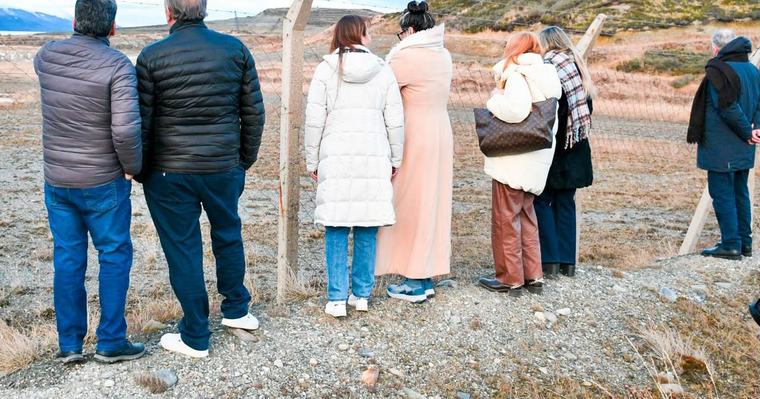 MALVINISTA DE ÚLTIMA HORA Dónde estaría y para qué serviría la base militar que Milei paralizó y ahora pretende terminar en Ushuaia Por Laura Funes