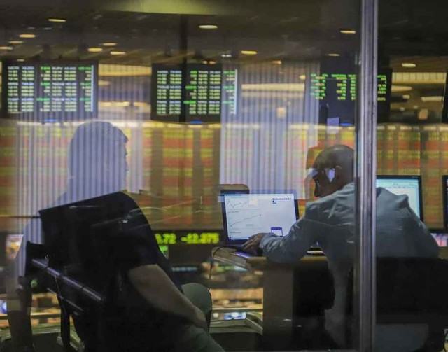 El riesgo país vuelve a perforar los 500 puntos y toca su menor nivel en dos semanas