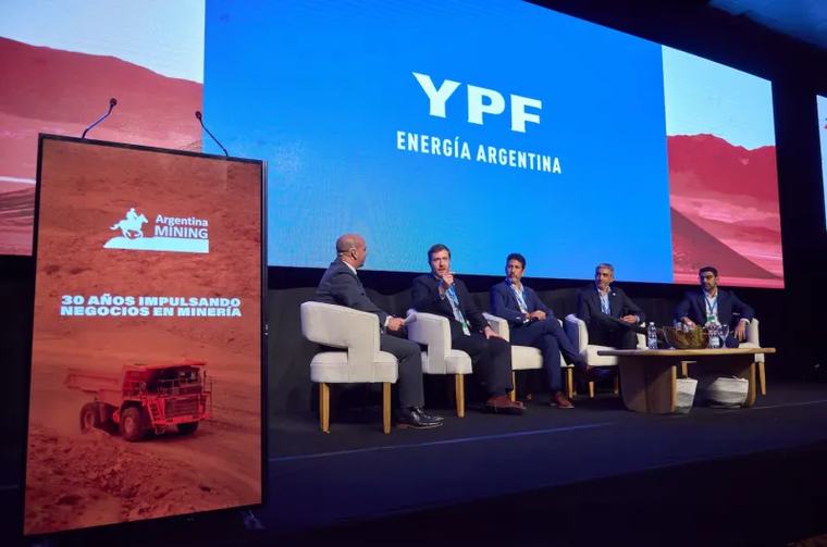 YPF presentó un nuevo combustible para la minería que opera a más de 4.000 metros de altura