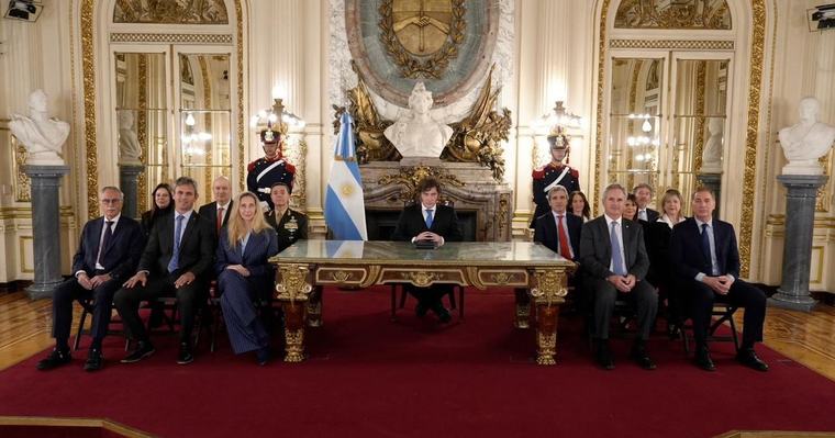 Anuncios por Malvinas: la oposición más dura acusa a Milei de "oportunismo" pero no le cierra la puerta al debate de proyectos