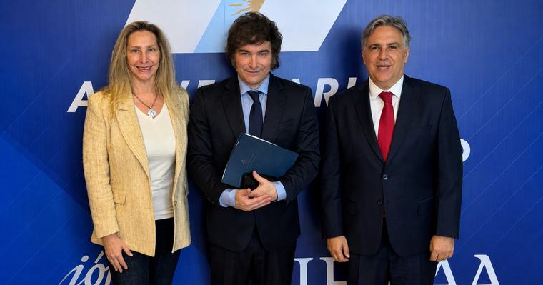 Intrigas de palacio Llaryora y Karina Milei estiran a 2027 la pelea por los jueces federales y asoma un plan canje en Córdoba Por Luis Zegarra