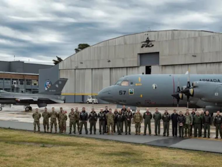 Argentina avanza en la integración de sus F-16 y P-3C Orión para futuras operaciones conjuntas