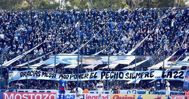 VIDEO | Minuto 10: el homenaje a Messi en el Bosque