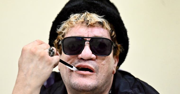Juicio a "Pity" Álvarez: el músico se durmió en plena audiencia y le rechazaron sus pedidos de anular el debate
