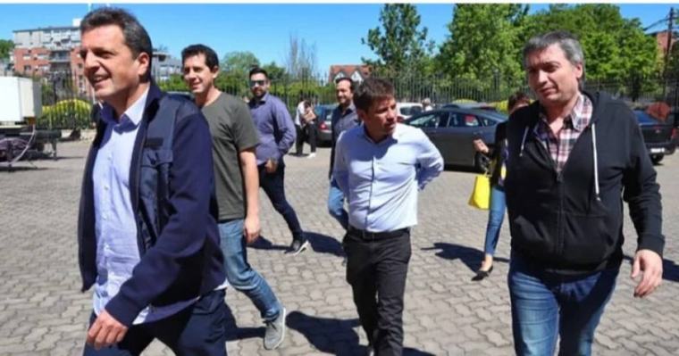 Un viaje a punto de caerse, la foto deseada y una disputa que volvió a salir a escena