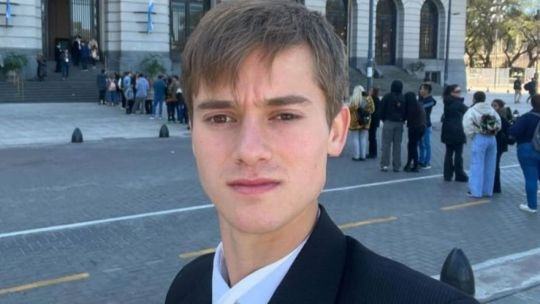 El insólito video de un influencer libertario con dos alumnas de la UBA: "Me están acosando"