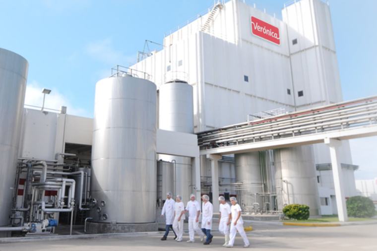 “Período de prueba”: tras meses de crisis, una planta de la firma láctea Verónica reabrió y procesará leche a fasón