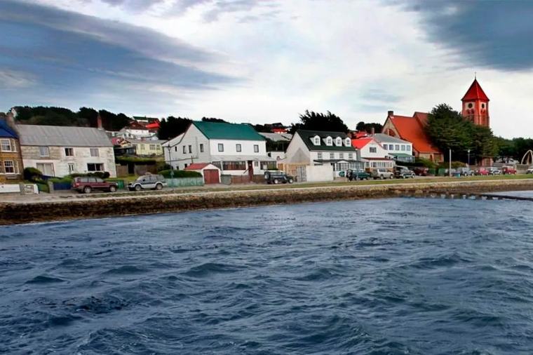 “Es un acuerdo entre privados”: el alcalde de Punta Arenas desafía a Milei con una ruta comercial a Malvinas