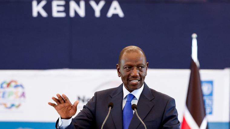 El presidente de Kenia ordenó a la minera india Tata Chemicals que abandone el país