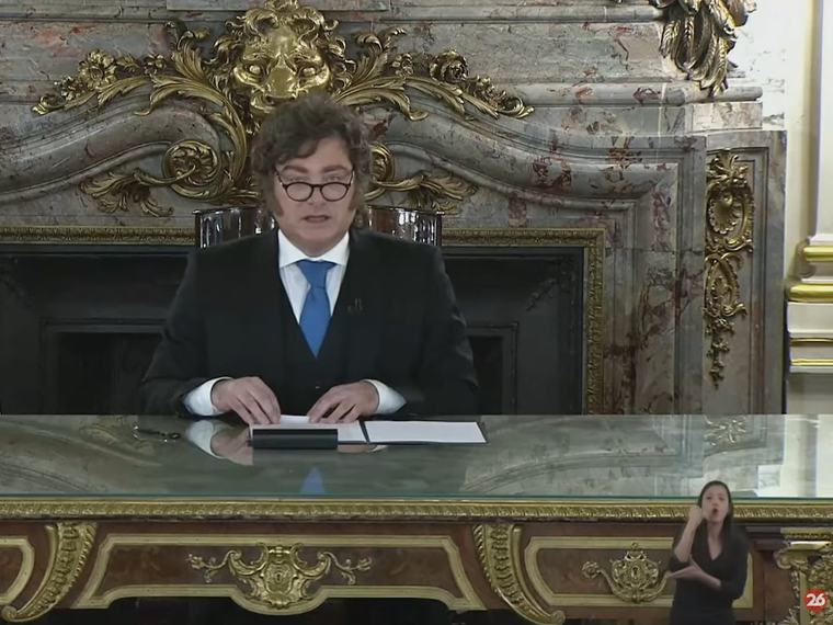Milei anunció por cadena nacional un paquete de medidas y sanciones para frenar la explotación petrolera en Malvinas
