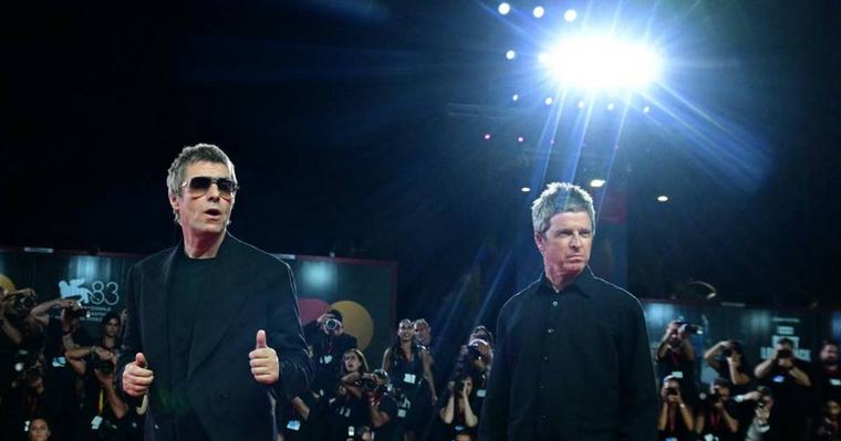“No mires atrás con rencor”: Oasis vuelve otra vez, ahora al cine