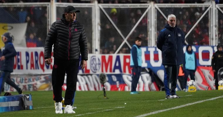 Perazzo salió a bancar al pibe Salas tras sus lágrimas ante Talleres
