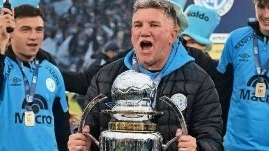 ‘Luifa Eterno’, la consigna que divide aguas en Belgrano