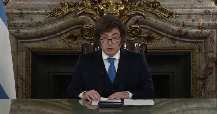 El Presidente convocó a todo el Gabinete para grabar el mensaje sobre Malvinas que dará en cadena nacional